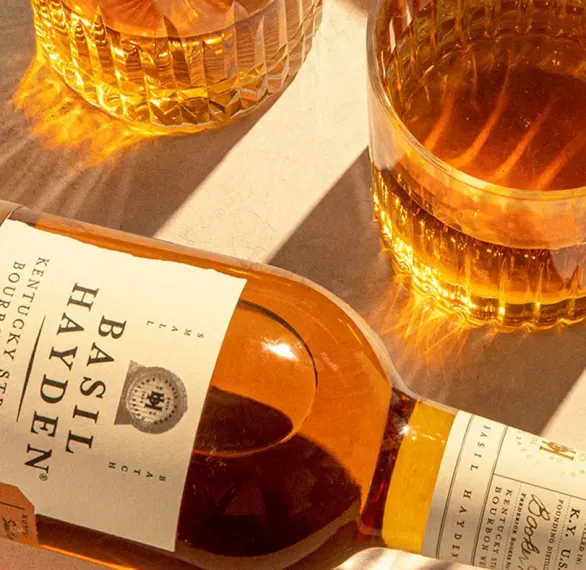 bourbon whiskey glasses basil hayden