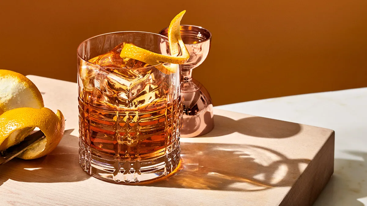 basil-hayden-bourbon-whiskey-
