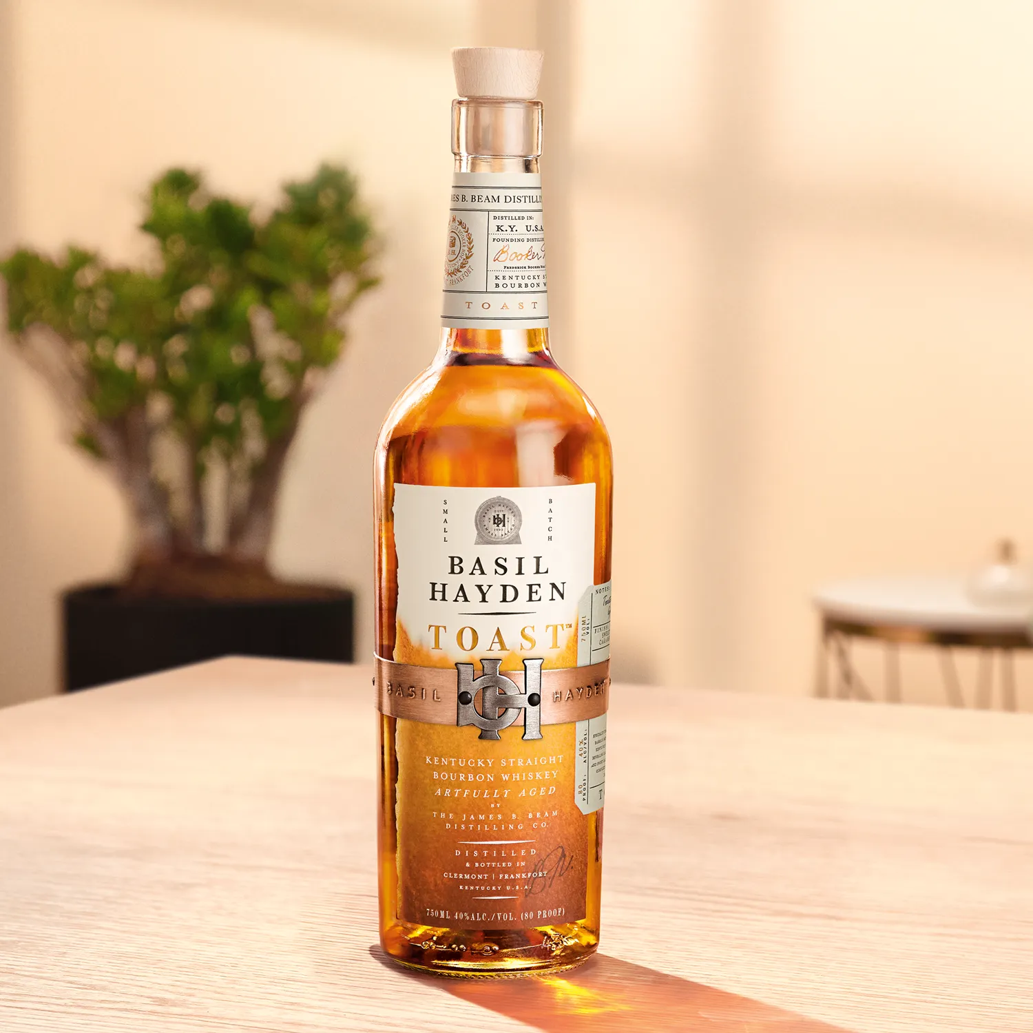 Basil Hayden_Toast_Hover